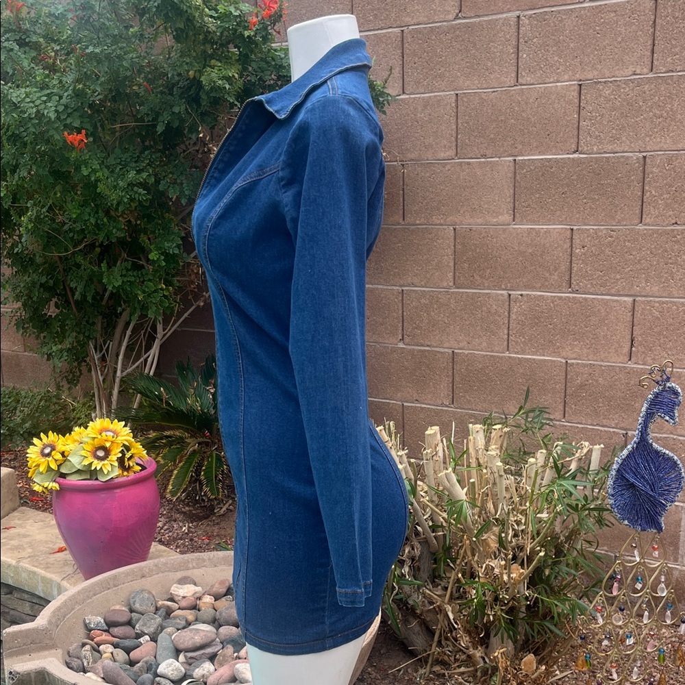 Denim Zip-Up Dress - Picture 4 of 8